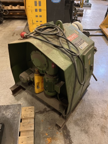 1068710-9 Pipe bending machine Roundo R-2