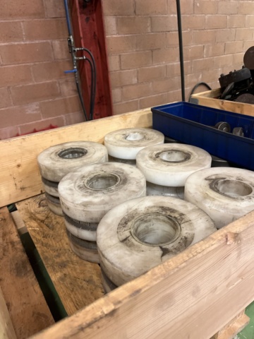 1068710-24 Pipe bending machine Roundo R-2