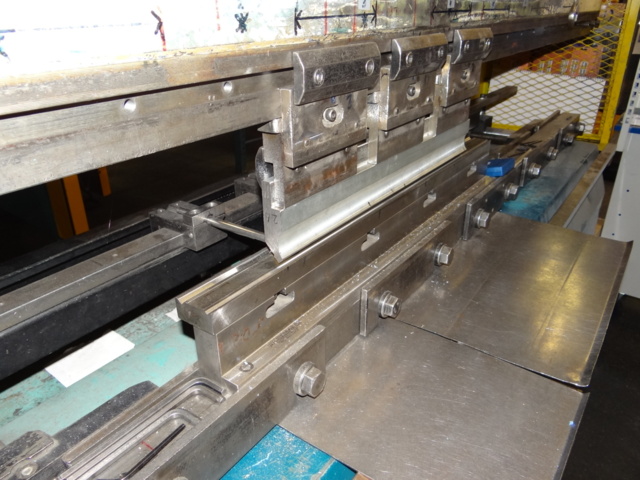 998945-9 Edge folding machine Promecam Machine Luna.