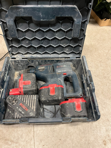 1114401-2 Bosch GBH 2-18 RE Professional