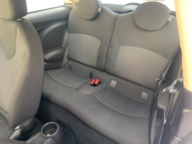 1114443-10 MINI One - 2013