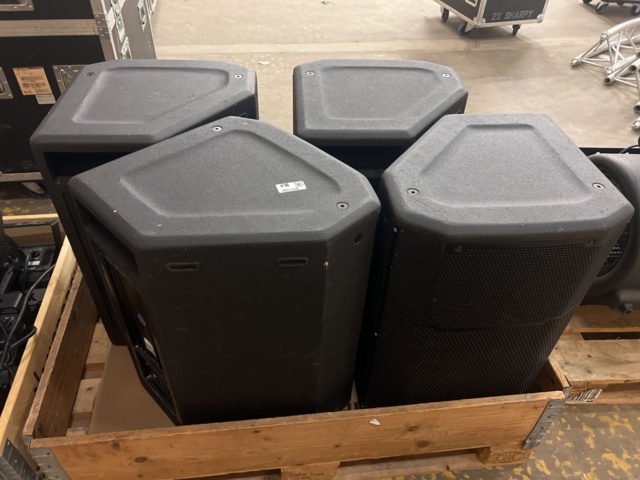 1051356-1 Event speakers 4 JBL PRX615M