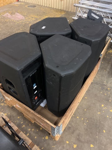 1051356-3 Event speakers 4 JBL PRX615M