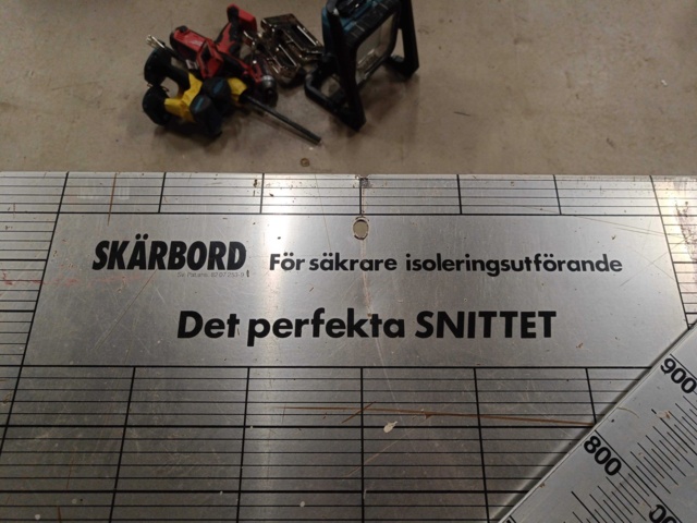 999757-9 Cutting Table For Insulation