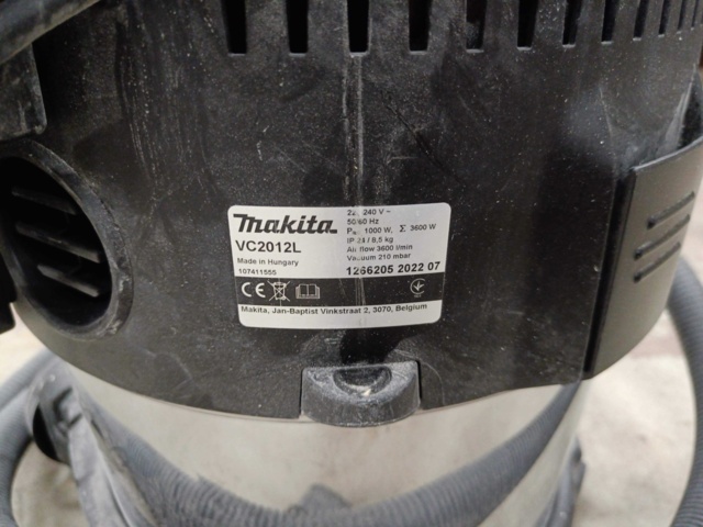999762-9 Industrial vacuum cleaner Makita VC2012L