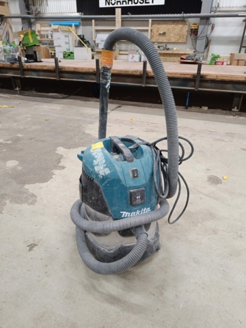 999763-1 Industrial vacuum cleaner Makita VC2012L