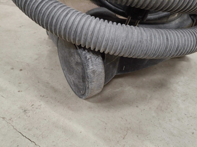 999763-5 Industrial vacuum cleaner Makita VC2012L