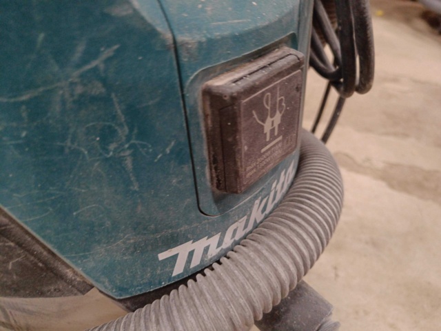 999763-9 Industrial vacuum cleaner Makita VC2012L