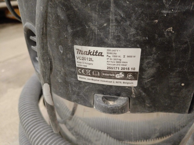 999763-10 Industrial vacuum cleaner Makita VC2012L