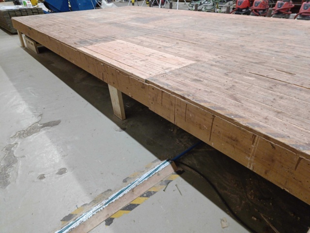 999773-11 Nail table 12x3-Meter