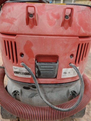 999777-11 Industrial vacuum cleaner Milwaukee AS-30 LAC