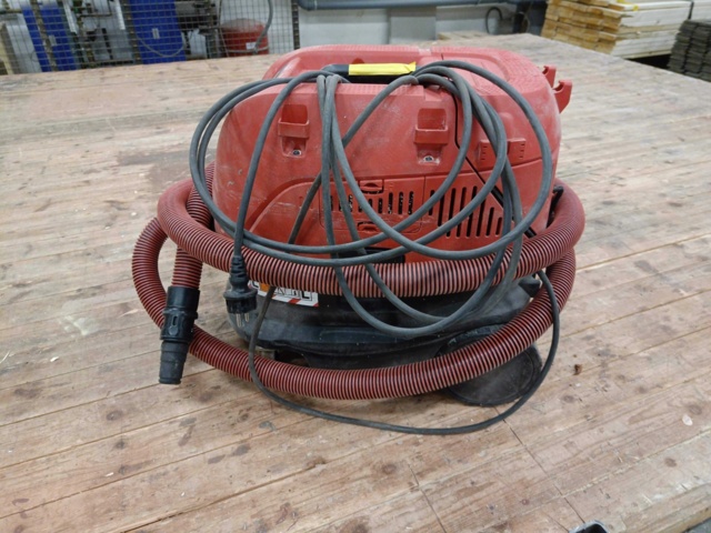999778-6 Industrial vacuum cleaner Milwaukee AS-30 LAC