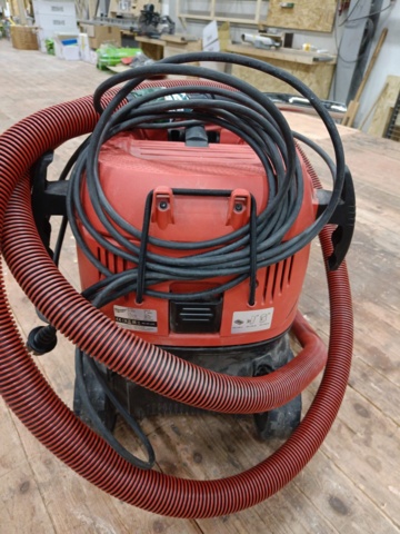 999779-8 Industrial vacuum cleaner Milwaukee AS-30 LAC
