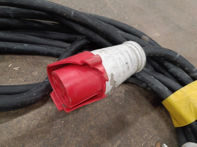 999800-5 Splicing cable