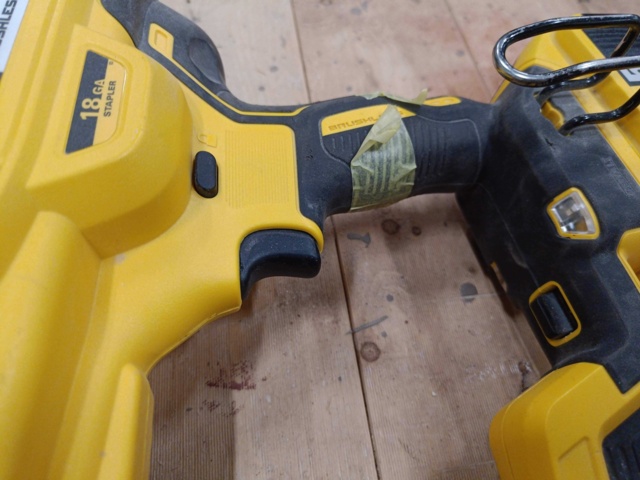 999811-6 Dyckertpistol DeWalt DCN681