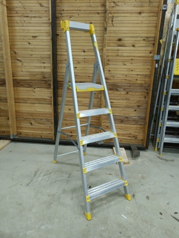 999821-1 Stepladder Wibe