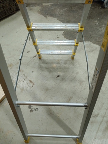 999821-10 Stepladder Wibe