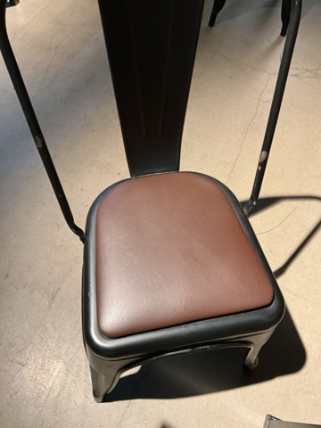 1061815-10 Restaurant furniture tables and chairs