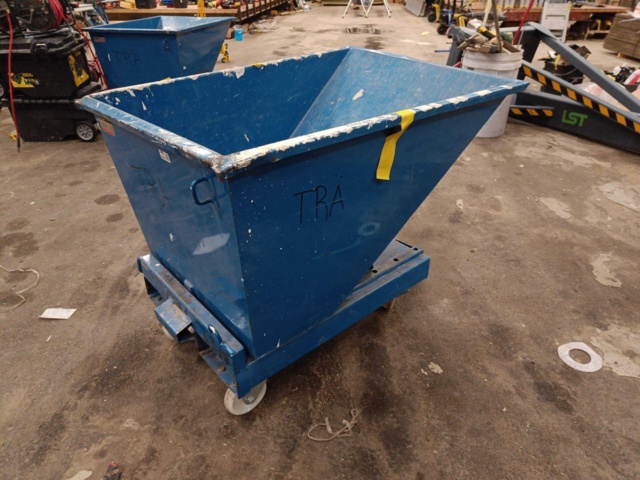 999846-5 Skräpcontainer Tippbar