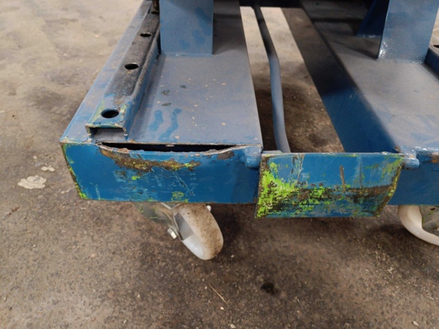 999846-10 Skräpcontainer Tippbar