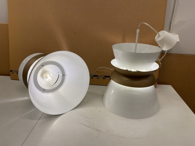 998946-1 Two ceiling lights
