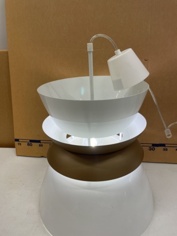 998946-4 Two ceiling lights