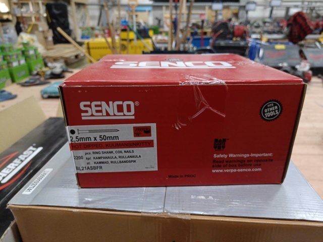 999884-11 Nail & Screw