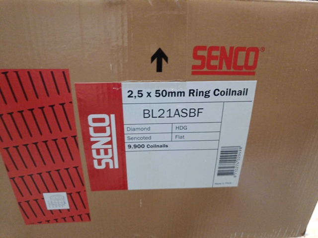 999884-12 Nail & Screw