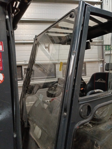 999897-26 Electric truck Linde E20P -2004