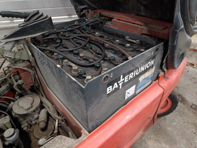 999897-35 Electric truck Linde E20P -2004