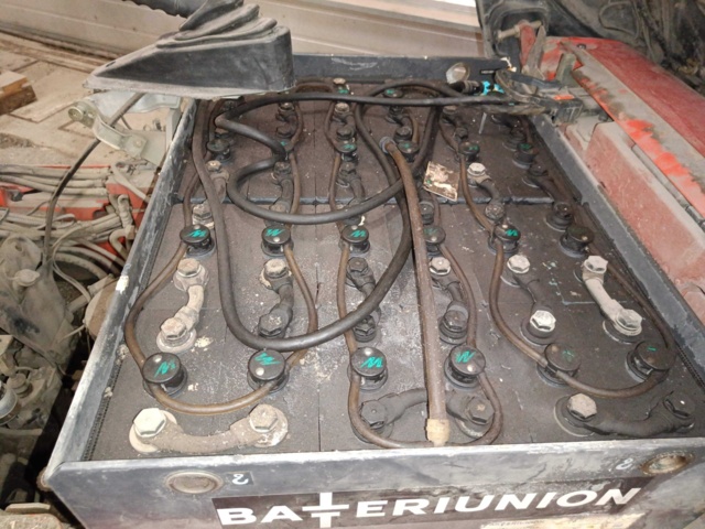 999897-36 Electric truck Linde E20P -2004