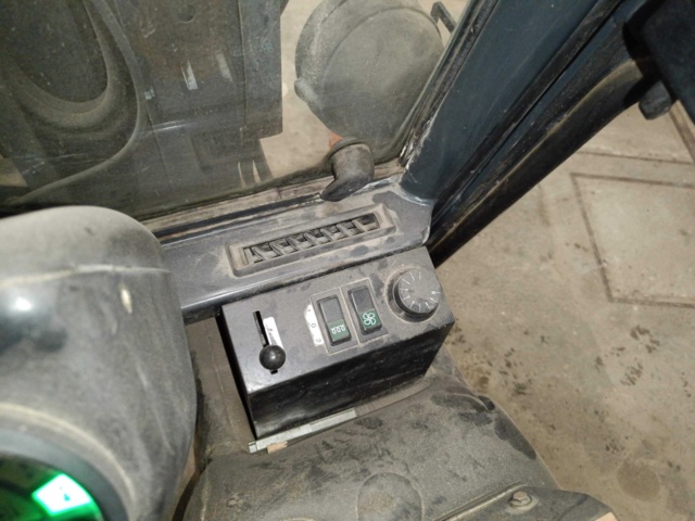 999897-56 Electric truck Linde E20P -2004