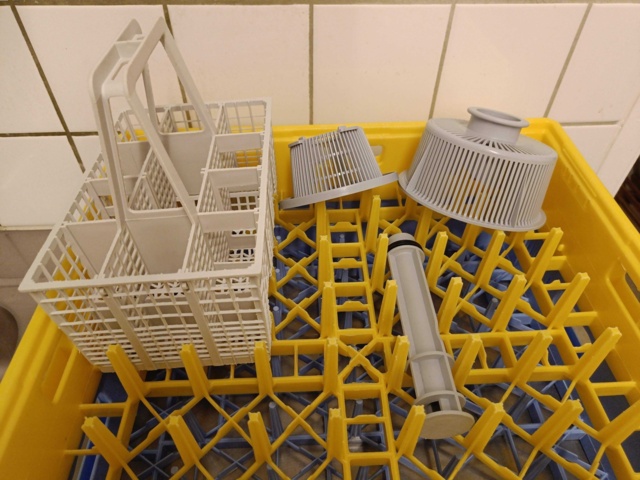 1000040-10 Restaurant dishwasher Metos Aqua 50 -22