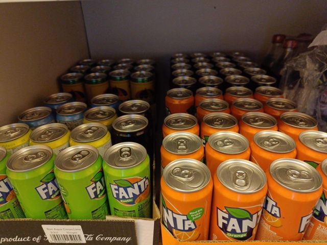 1000043-7 Soft drink cooler, including soft drinks