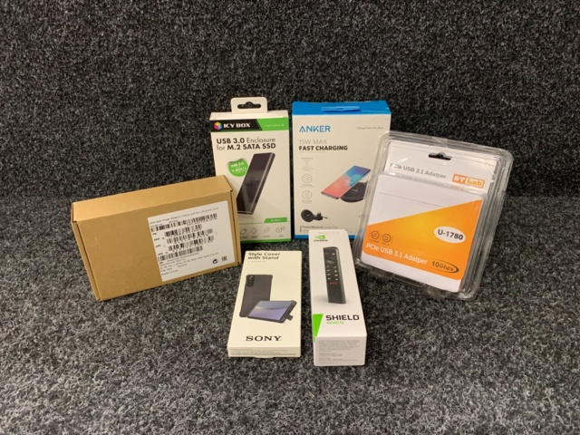 1089459-1 Assortment of home electronics