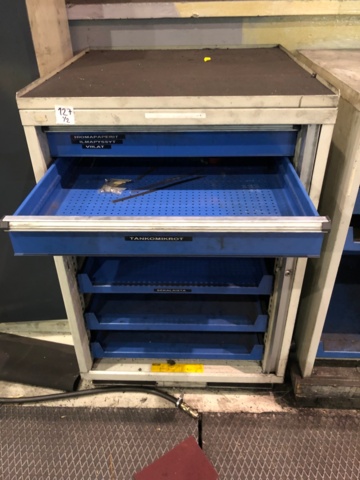 1114874-3 Metallinen rulokaappi x 2 - Ei pohjahintaa