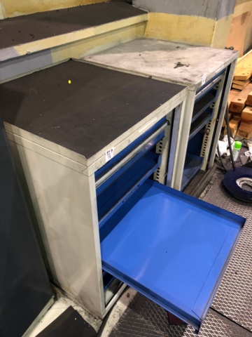 1114874-4 Metallinen rulokaappi x 2 - Ei pohjahintaa