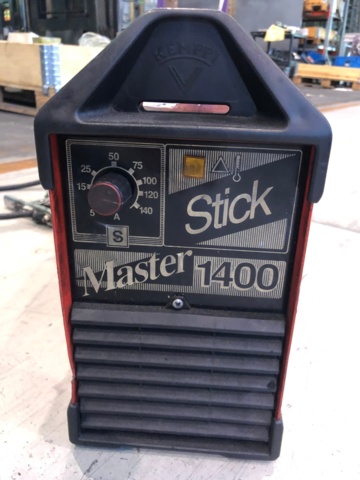 1114879-5 Kemppi Master Stick 1400 puikkohitsauslaite - Ei pohjahintaa