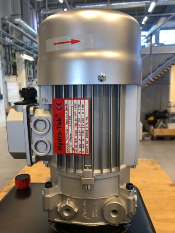 1114821-10 Hydro-Tek Hydraulic pump T40756W1, 15L tank