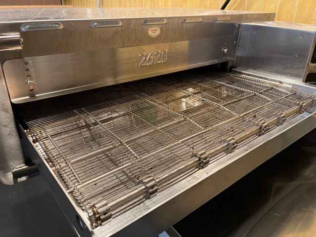 1109810-4 Pizza oven TurboChef 2620 HHC on stand