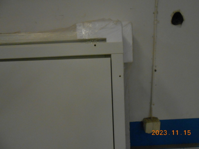 998873-2 Front door White Glass row