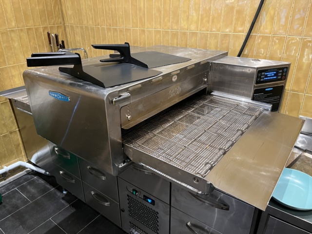 1114901-2 Pizza oven TurboChef 2620 HHC on stand