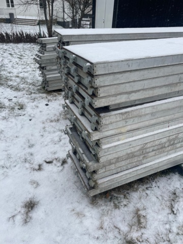 1048192-3 Scaffolding Layher approx. 1000 square meters