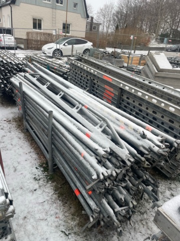 1048192-10 Scaffolding Layher approx. 1000 square meters