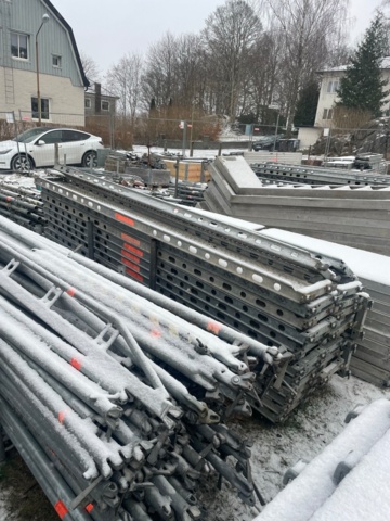 1048192-11 Scaffolding Layher approx. 1000 square meters