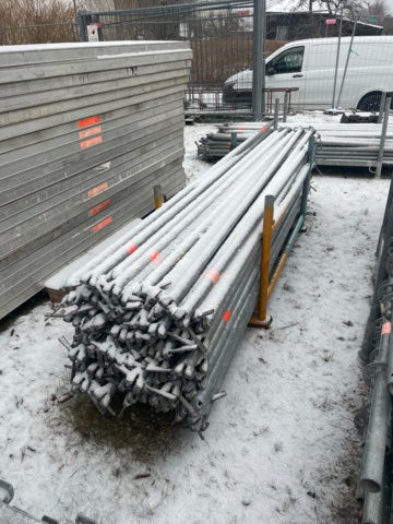 1048192-13 Scaffolding Layher approx. 1000 square meters