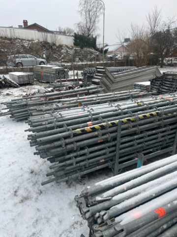 1048192-18 Scaffolding Layher approx. 1000 square meters