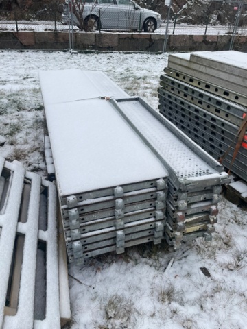 1048192-30 Scaffolding Layher approx. 1000 square meters