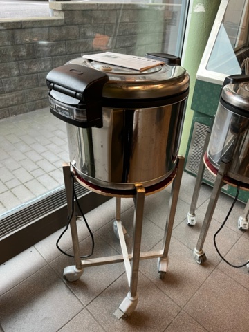 1068732-3 Rice cooker/Heater 8L on stand - Bartscher