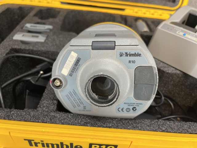 869120-6 GPS & PDA (GNSS system), Trimble R10